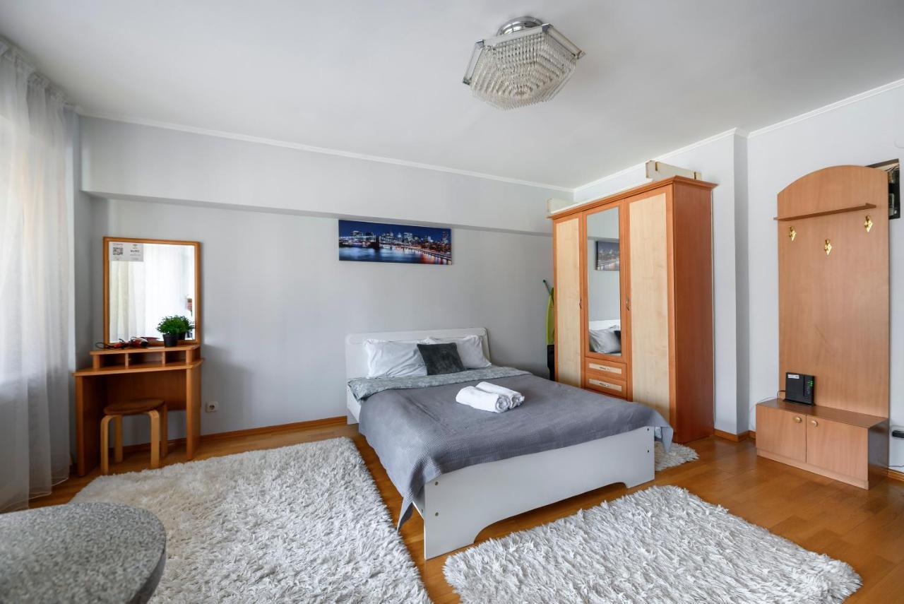 На Проспекте Ленина Apartment Almaty Exterior photo